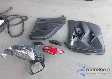 2017 Mazda Cx-3 Sport z USA, uszkodzony, nr VIN JM1DKDB70H0163367